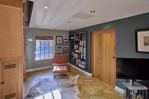 Photo 11- click for photo gallery